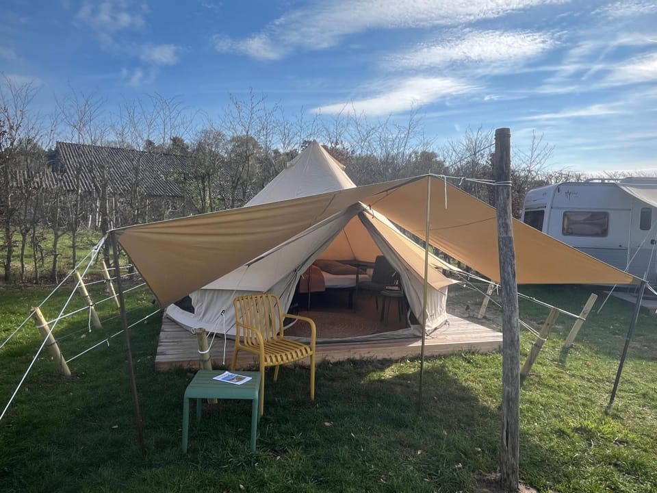 Erve Zonnehoeve Minicamping en Wijngaard Campground/ 
RV Resort in Gelderland, Netherlands