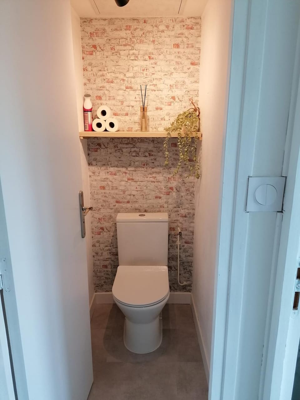 Toilet