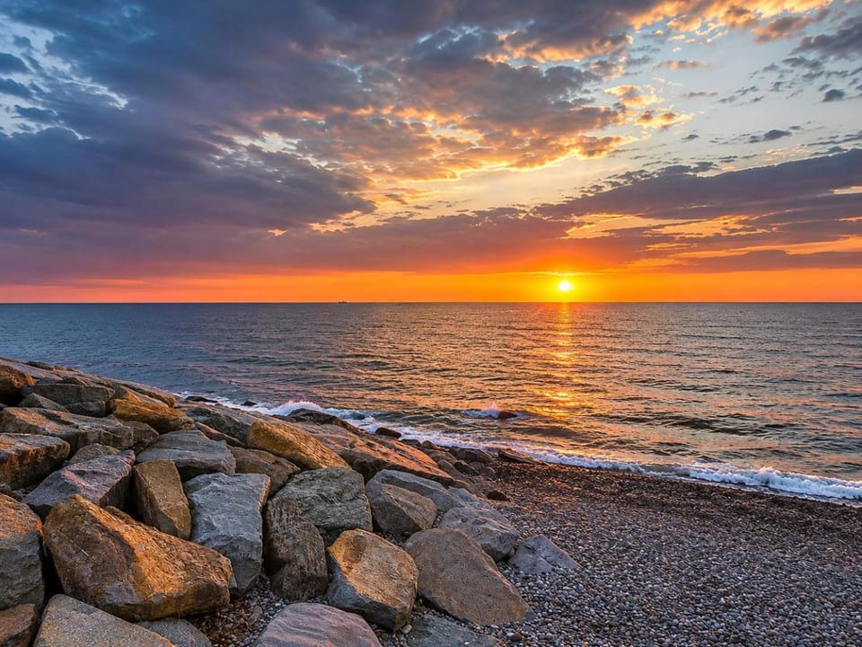 Neighbourhood, Natural landscape, Beach, Sea view, Location, Sunset