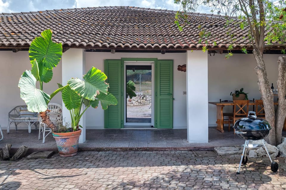 Property building, Garden, Other
