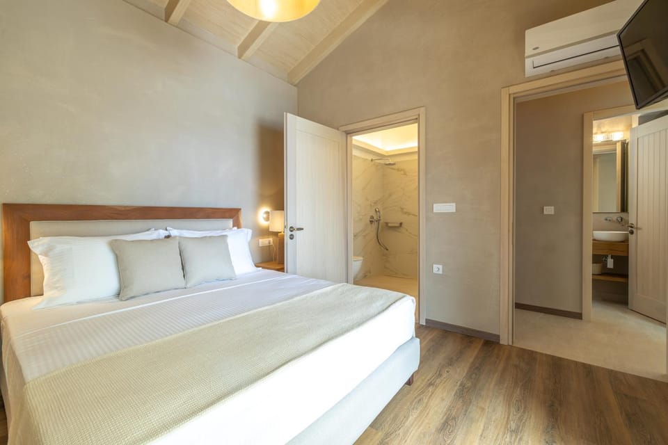 Bed, TV and multimedia, Photo of the whole room, Bedroom, air conditioner