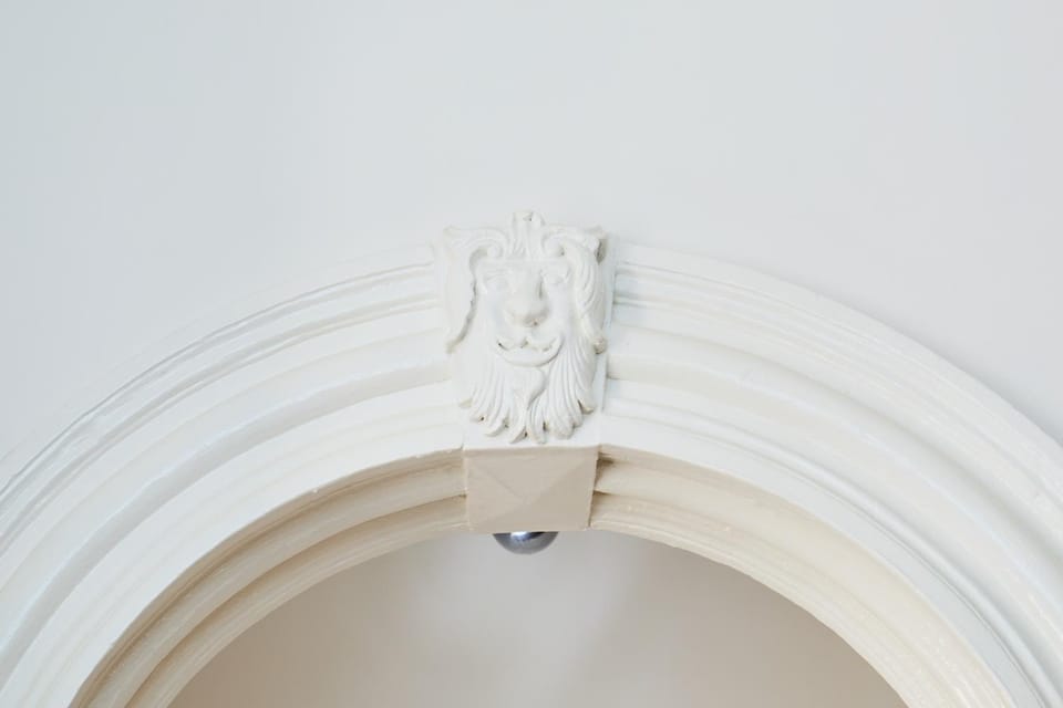 Lobby or reception, Decorative detail