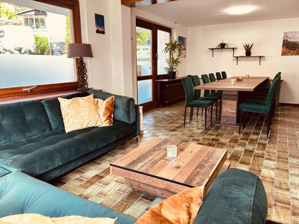 Das-Urlaubszuhause-fuer-Familien-Grossfamilien-Mehrfamilien-und-kleine-Gruppen-bis-zum-12-Personen-mit-vielen-Unterhaltungsmoeglichkeiten-im-Harz House in Lower Saxony, Germany