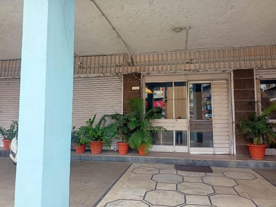 Facade/entrance, Day