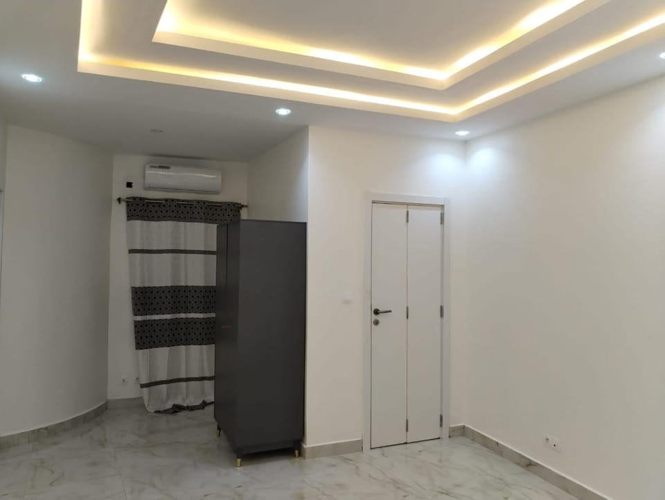 La Tanière Apartment in Dakar