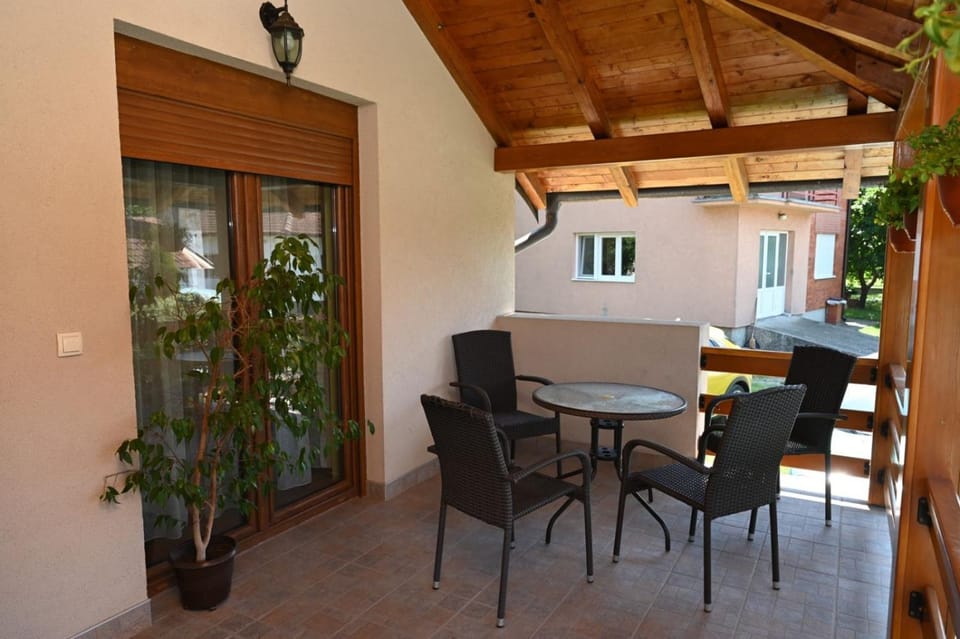 Patio, Day, View (from property/room), Balcony/Terrace, Seating area, Dining area
