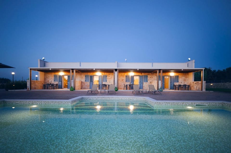 Property building, Pool view, Swimming pool