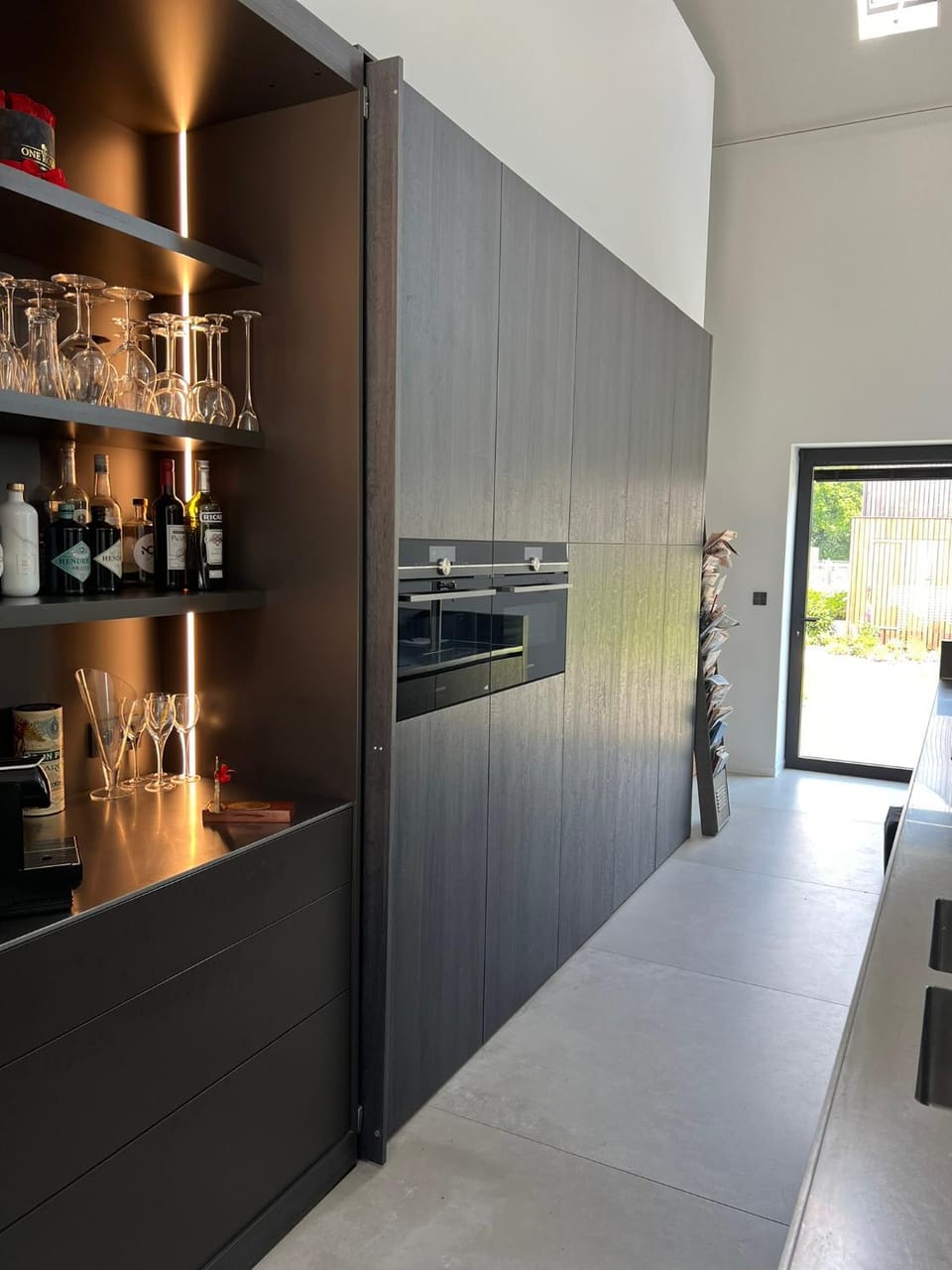 Kitchen or kitchenette, Lounge or bar