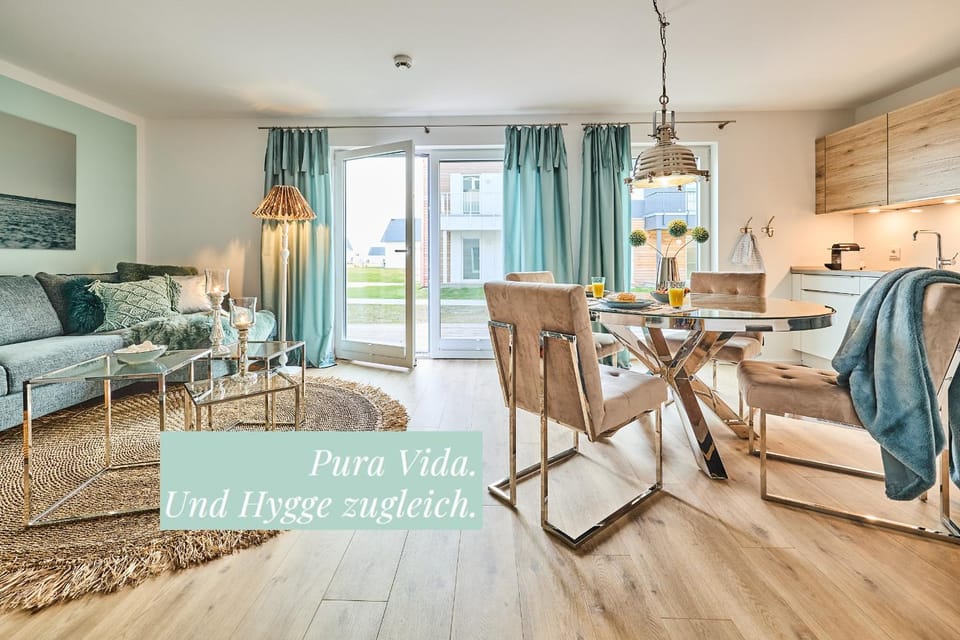 Living room, Dining area, Garden view