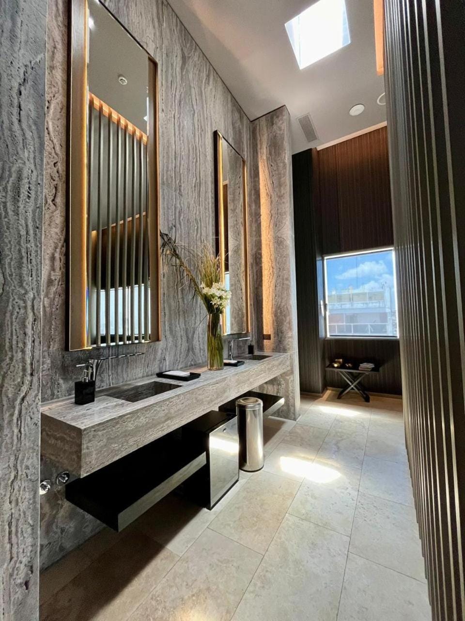 Recoleta Deco by Armani Apartment in Buenos Aires