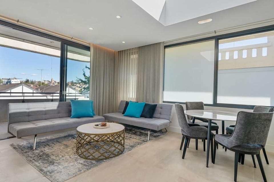 Sleek 1BR Apartment w Skylight near Coogee Beach Apartment in Sydney