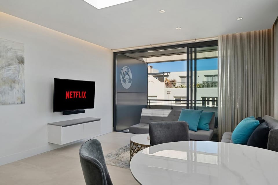 Sleek 1BR Apartment w Skylight near Coogee Beach Apartment in Sydney