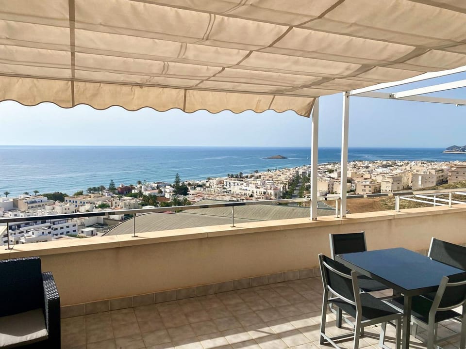 Natural landscape, Balcony/Terrace, Sea view