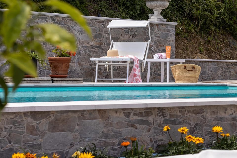 Penthouse Paradiso with Private Pool - mytouristhome Apartment in Lerici