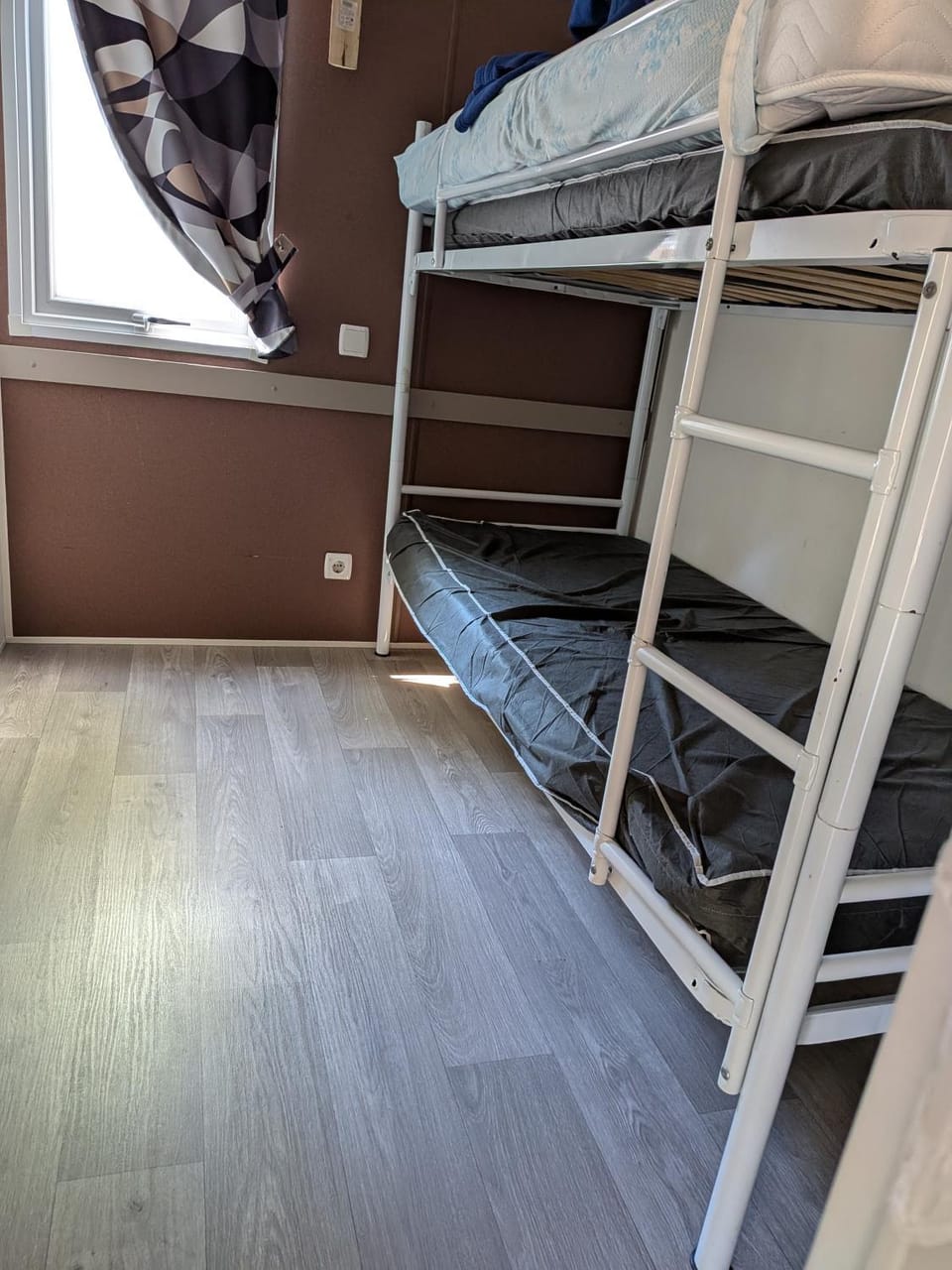 Photo of the whole room, Bedroom, bunk bed