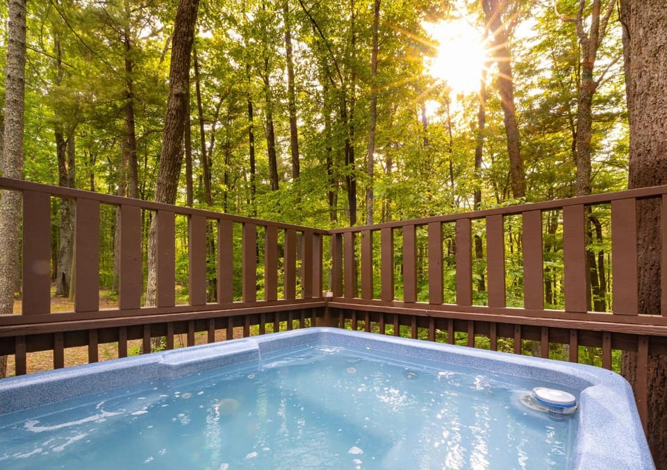 Natural landscape, Hot Tub, View (from property/room), Balcony/Terrace