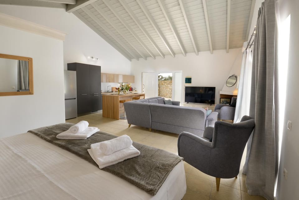Kalokairia Residence Villa in Peloponnese, Western Greece and the Ionian