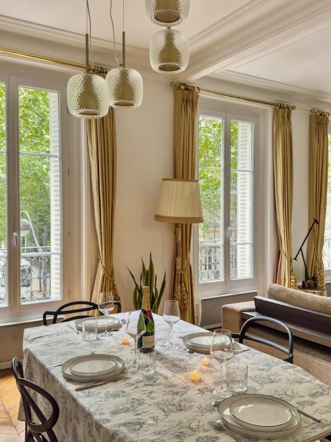 Charming French Style Apartment with Eiffel Tower View Prime Location Near Top Attractions Apartment in Paris