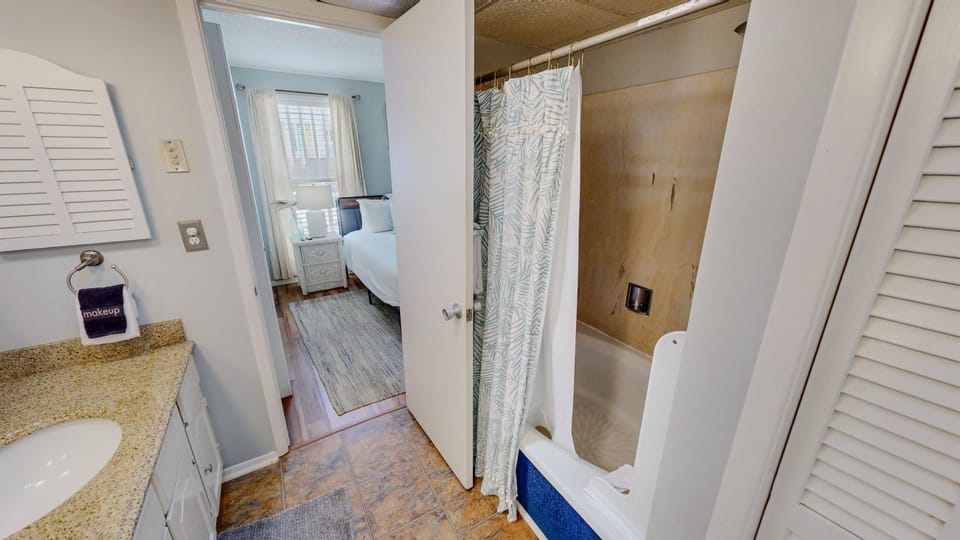 Sandpiper Cove 1034- by Holiday Isle Properties Apartment in Destin