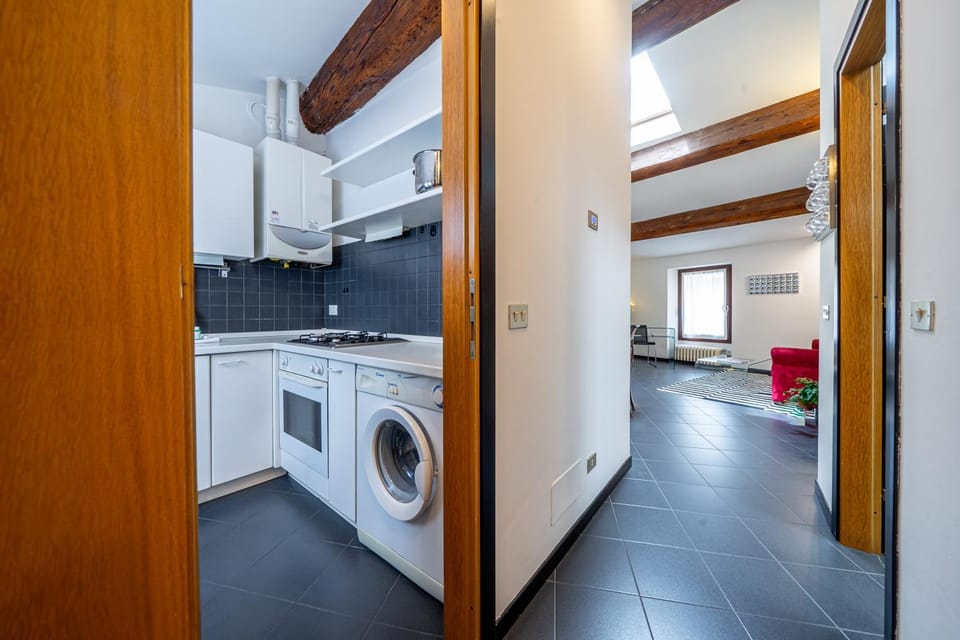 Kitchen or kitchenette, dishwasher, washing machine