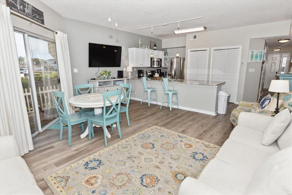 Sandpiper Cove 9124- by Holiday Isle Properties Apartment in Destin