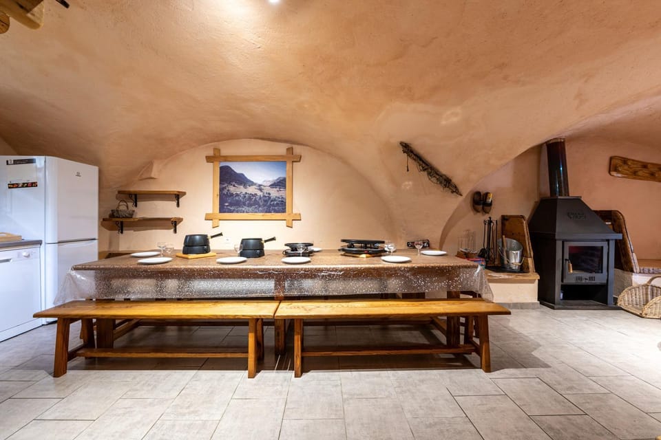 Property building, Living room