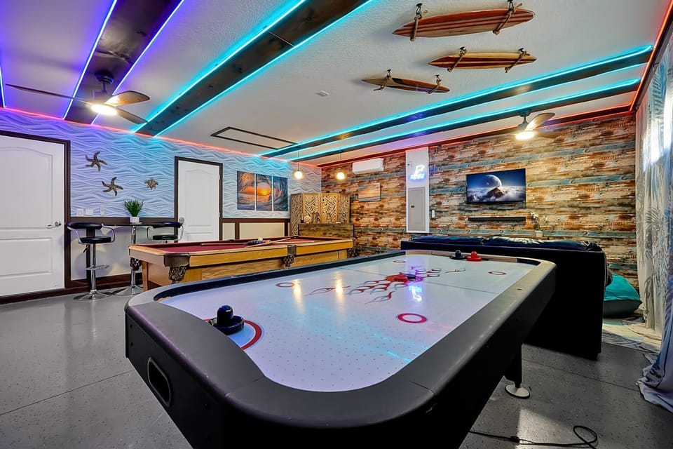 Billiard, Game Room, Evening entertainment