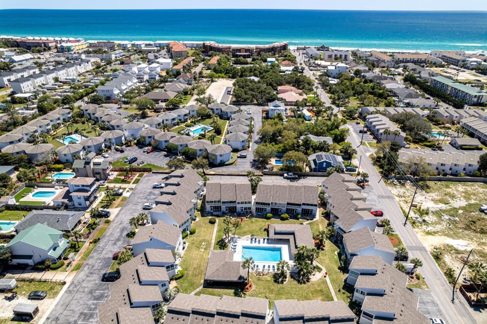 Sandpiper Cove 9136- by Holiday Isle Properties Apartment in Destin