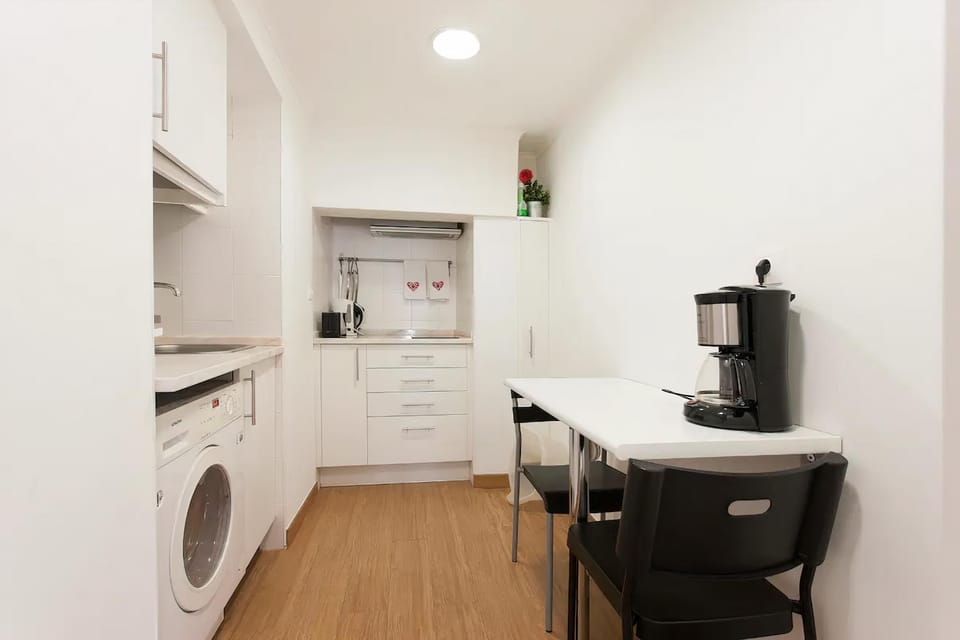 Alfama Charming Studio Apartment in Lisbon