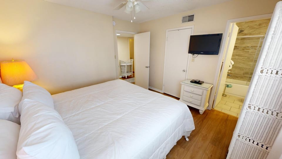 South Bay by the Gulf 097- by Holiday Isle Properties Apartment in Destin