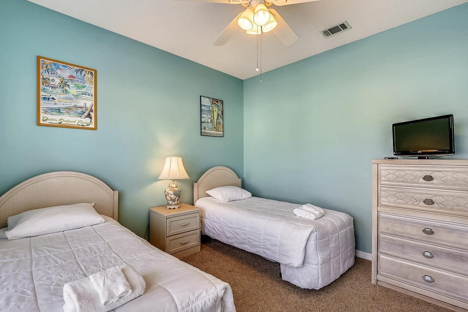 Sandpiper Cove 9203- by Holiday Isle Properties Apartment in Destin
