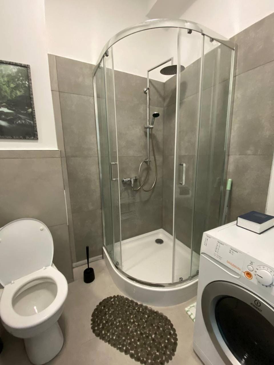 Shower, Toilet, Bathroom