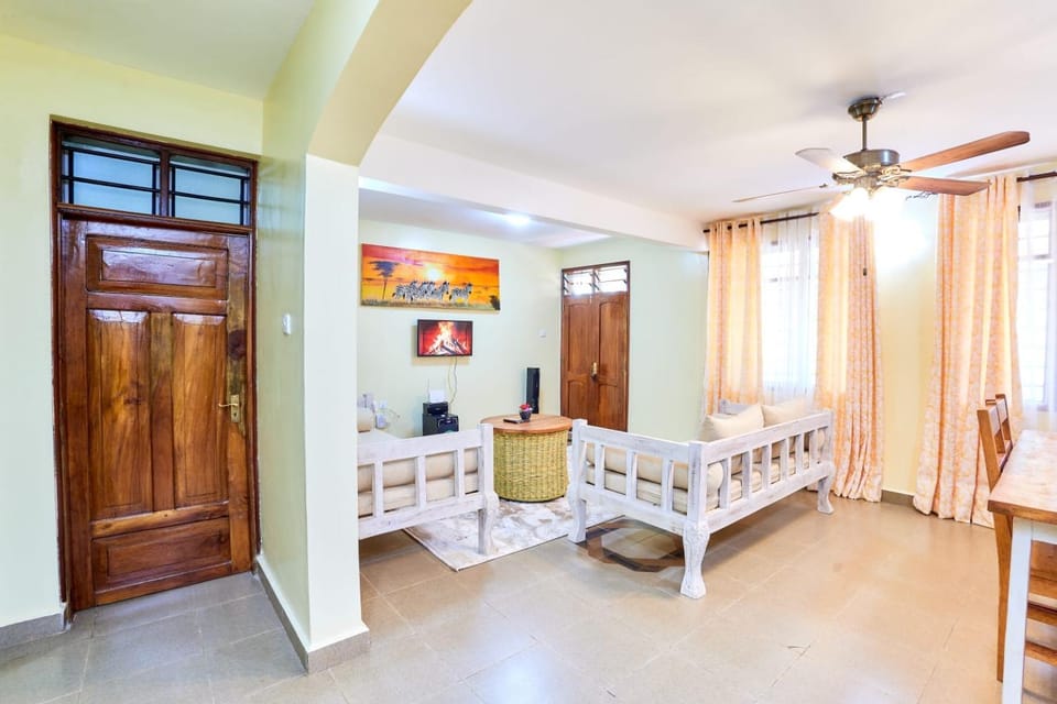 Diani Beach Gold Apartments Bed and Breakfast in Diani Beach