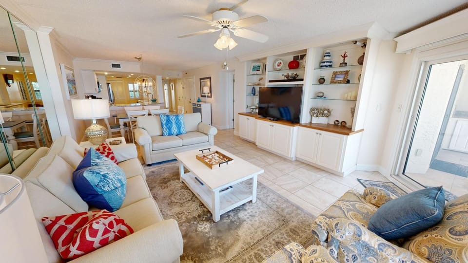 Inlet Reef 204- by Holiday Isle Properties Apartment in Destin