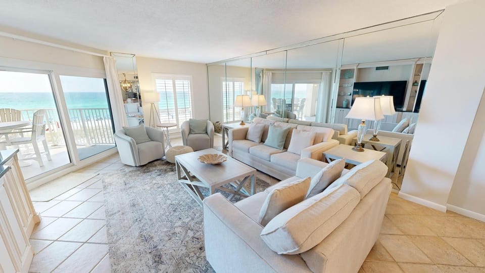 Inlet Reef 205- by Holiday Isle Properties Apartment in Destin