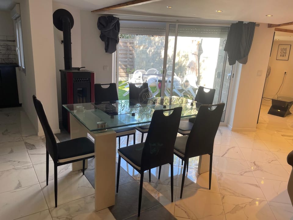 Villa bord de mer deux ch sdb privative Villa in Agde