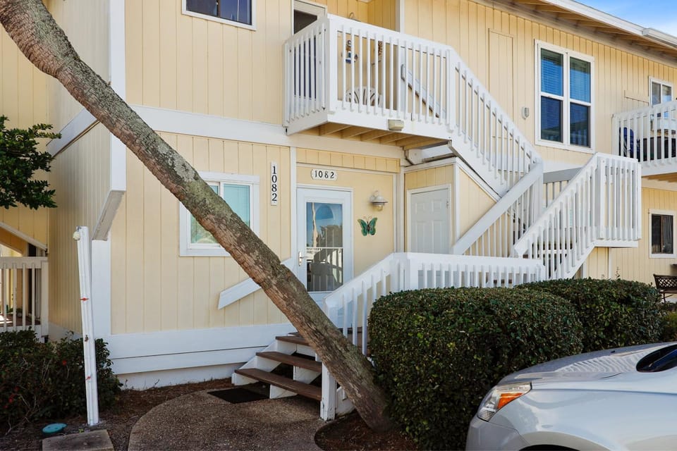 Sandpiper Cove 1082- by Holiday Isle Properties Apartment in Destin