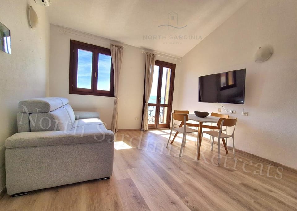 View (from property/room), Living room, Dining area