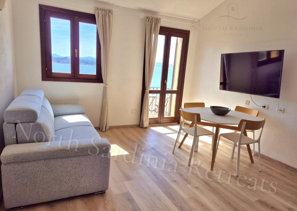 View (from property/room), Balcony/Terrace, Living room
