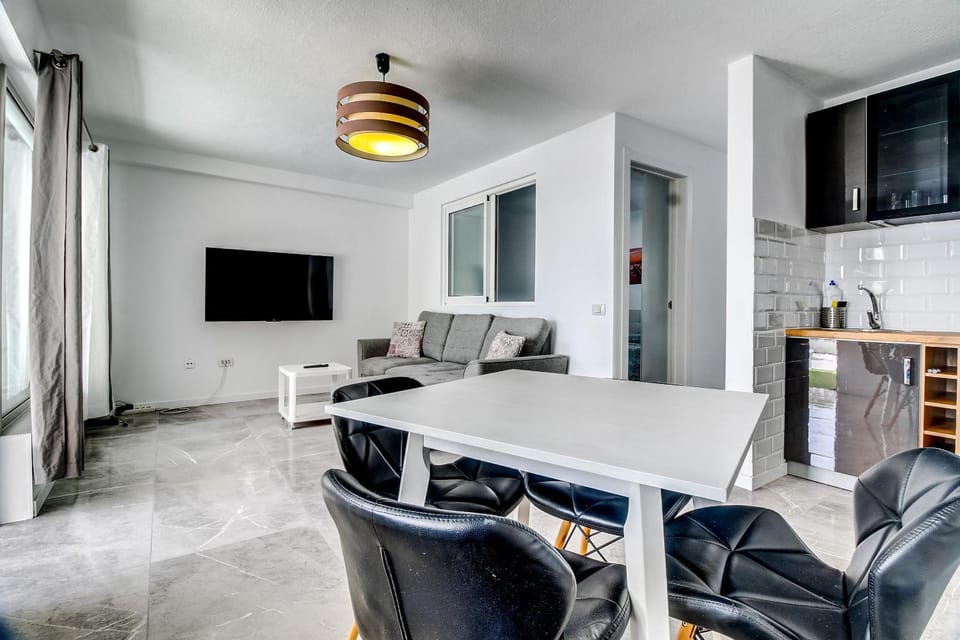 Aurora Apartment in Playa de las Americas
