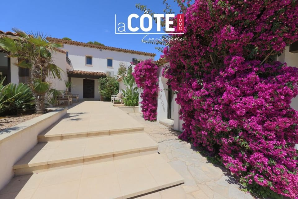 Villa La Corniche House in Sausset-les-Pins