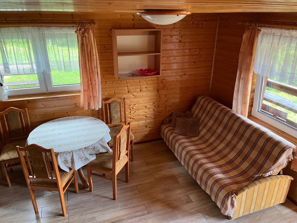 Gospodarstwo Agroturystyczne Na Górce Domek 5 House in Slovakia