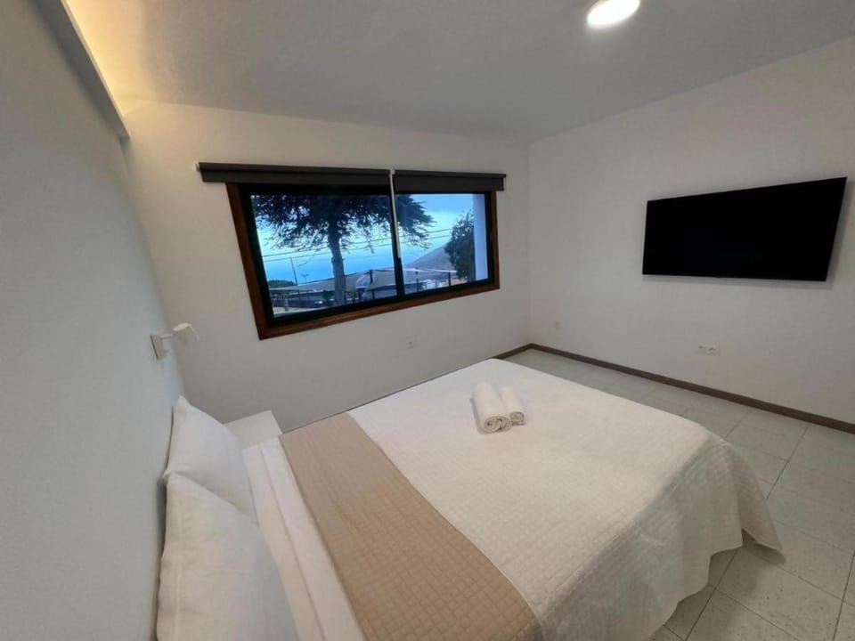 Vivienda En El Centro De La Isla 2hab Con Terraza Apartment in El Hierro