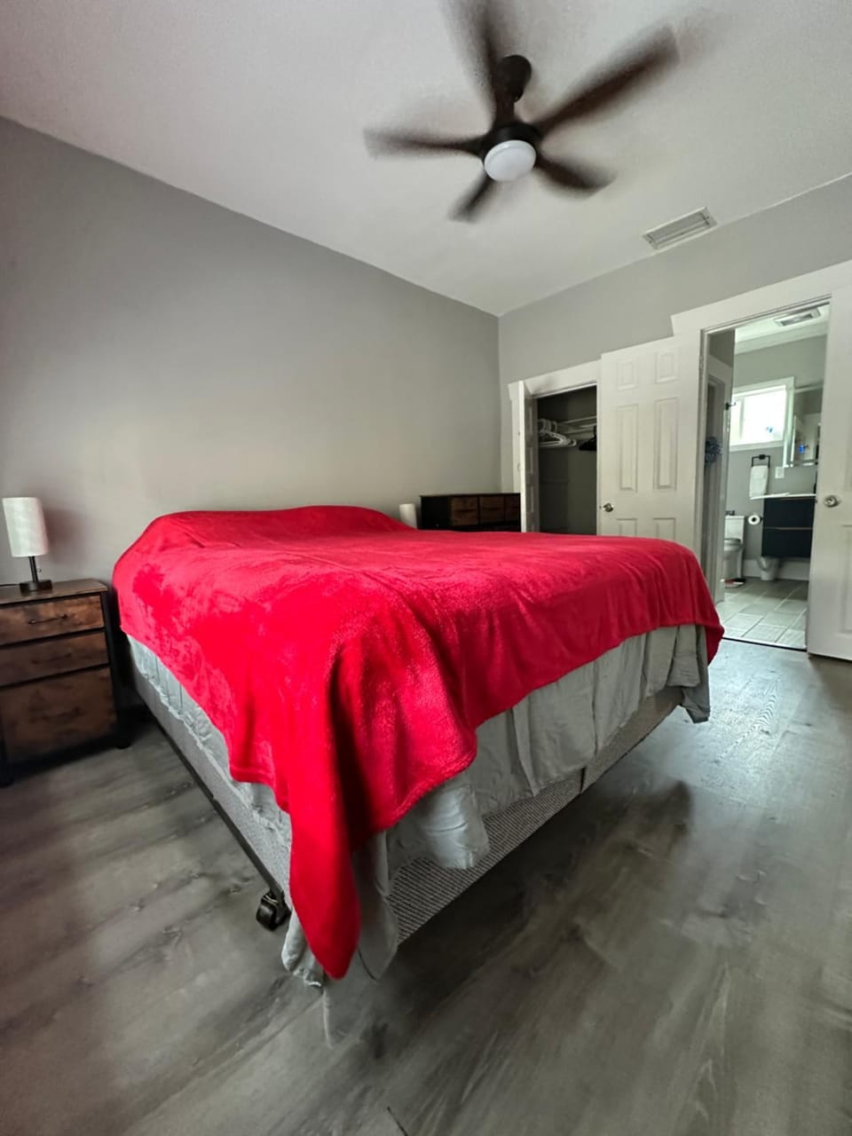 Ybor Heights Upstairs 1br 1ba Off N Nebraska WD 6 mins Downtown Apartment in Tampa