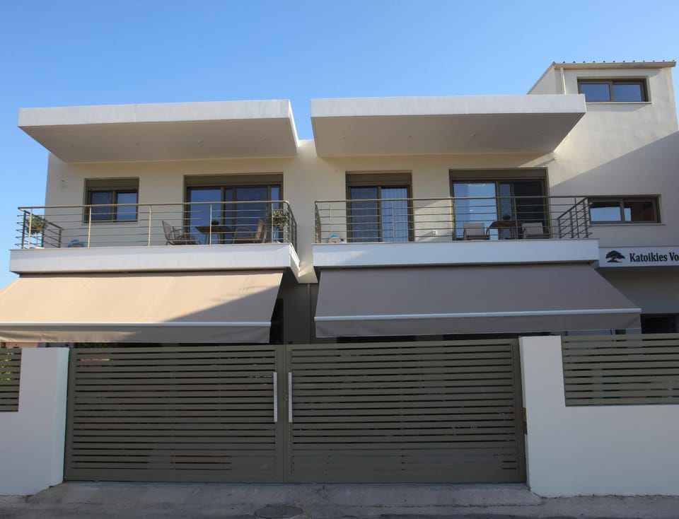 Katoikies Vonitsa Apartment in Peloponnese, Western Greece and the Ionian