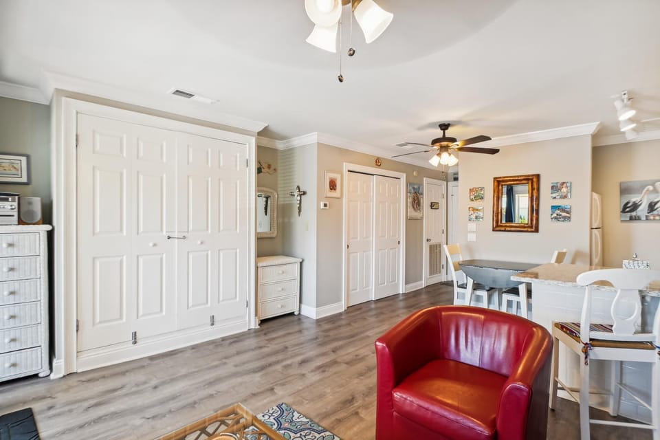 Sandpiper Cove 8245- by Holiday Isle Properties Apartment in Destin