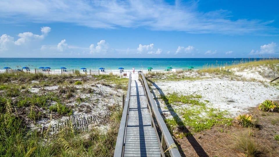 Oceania 902- by Holiday Isle Properties Apartment in Destin