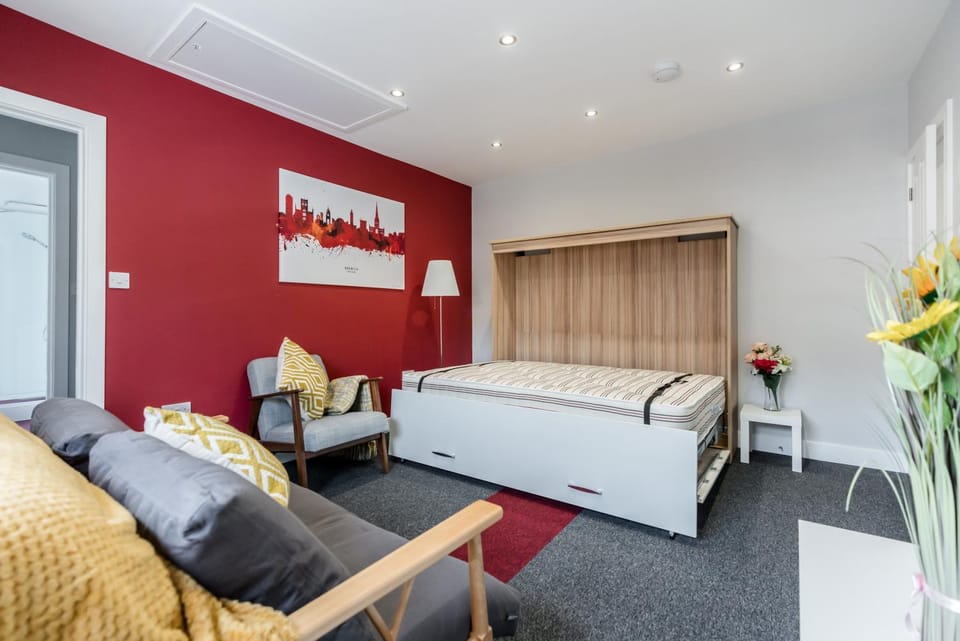 Bed, Living room, Seating area