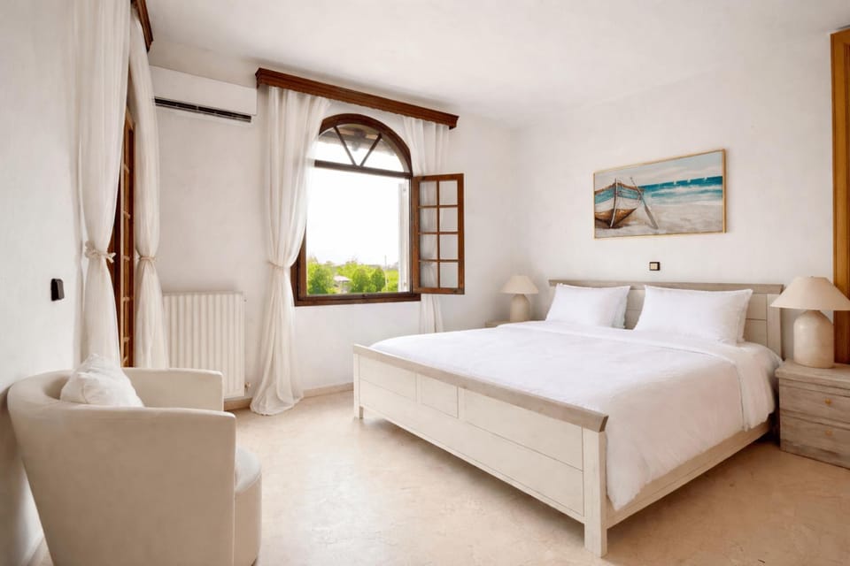 Bed, Bedroom, wardrobe