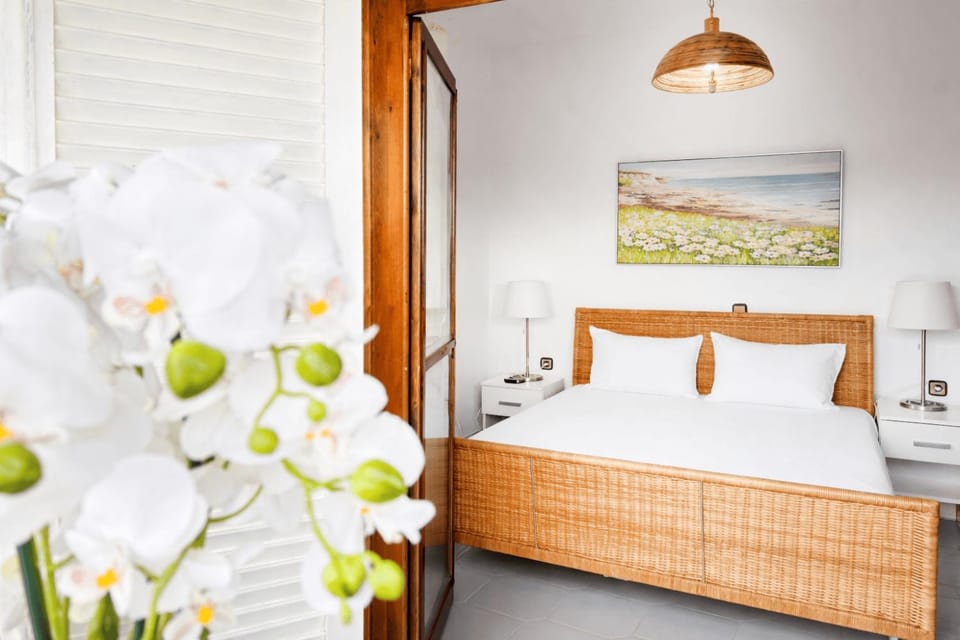 Bed, Balcony/Terrace, Bedroom